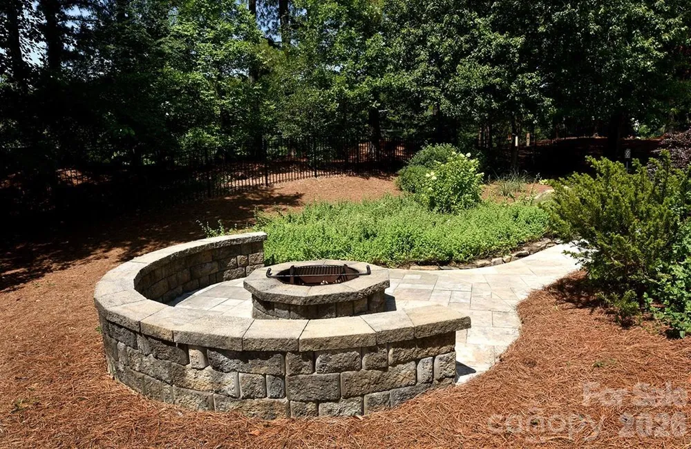 18719 Cannon Crossing Way Davidson, NC 28036