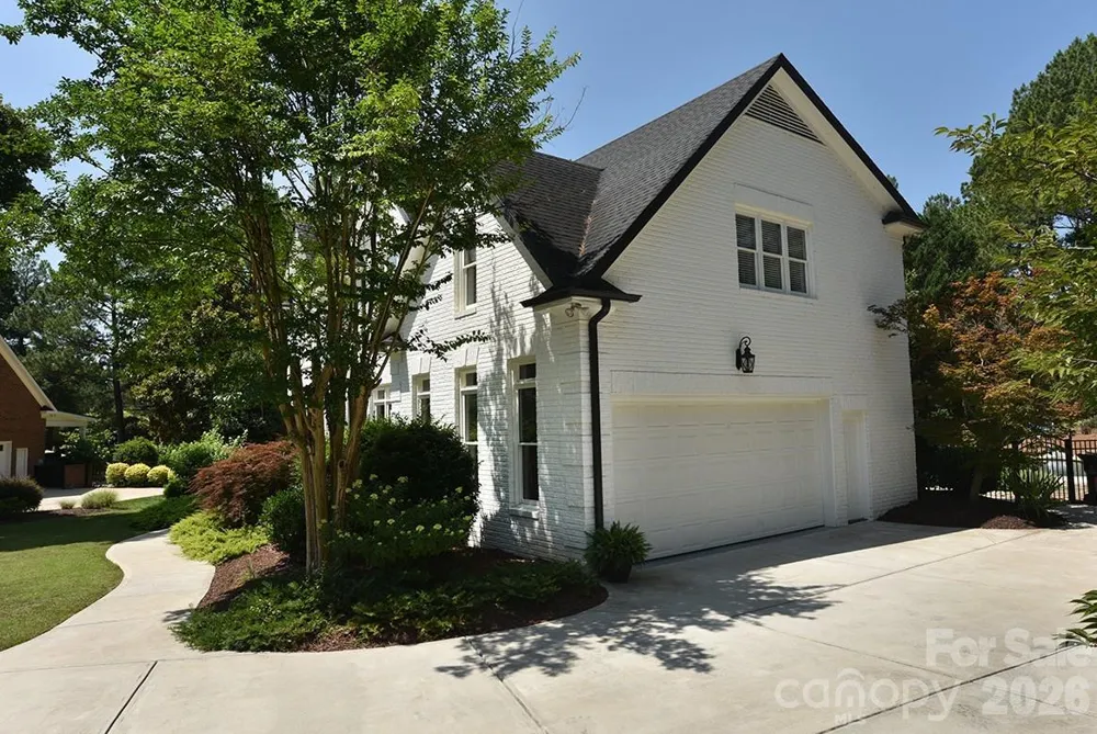 18719 Cannon Crossing Way Davidson, NC 28036