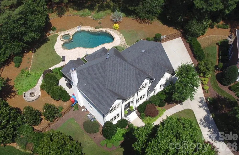 18719 Cannon Crossing Way Davidson, NC 28036