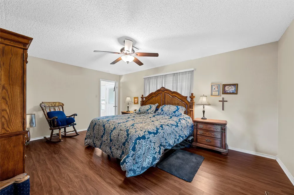 729 HCR 2224 E Aquilla, TX 76622