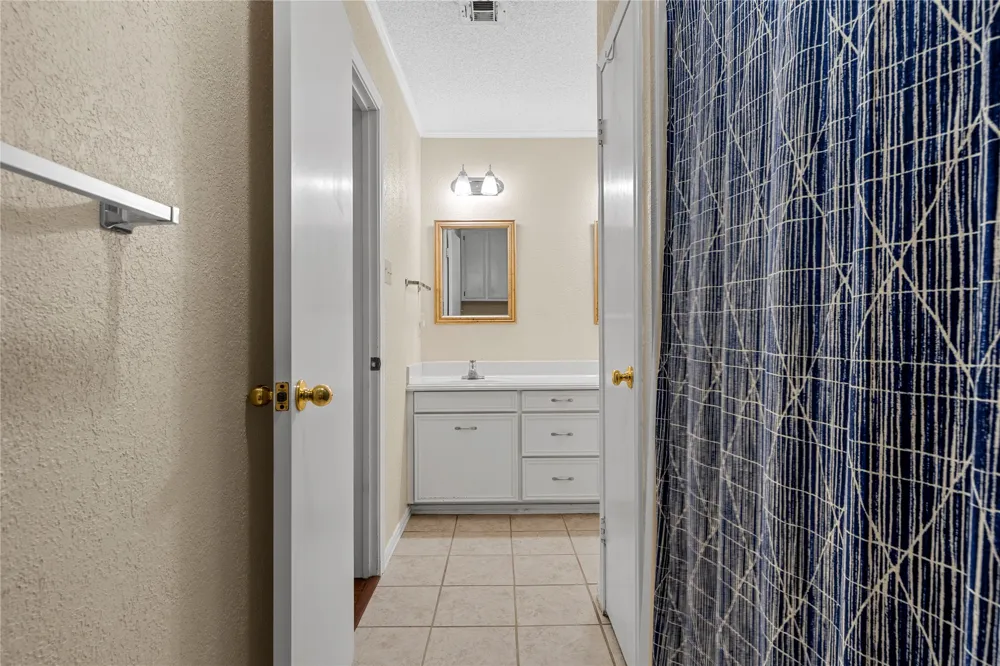 729 HCR 2224 E Aquilla, TX 76622