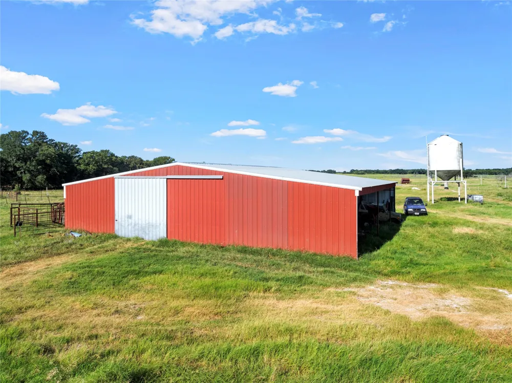 729 HCR 2224 E Aquilla, TX 76622