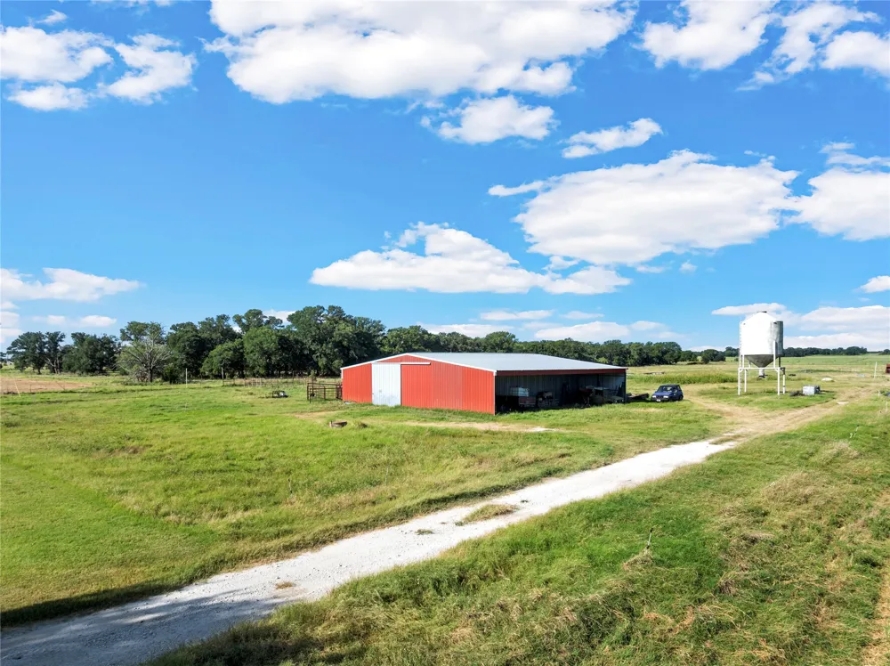 729 HCR 2224 E Aquilla, TX 76622