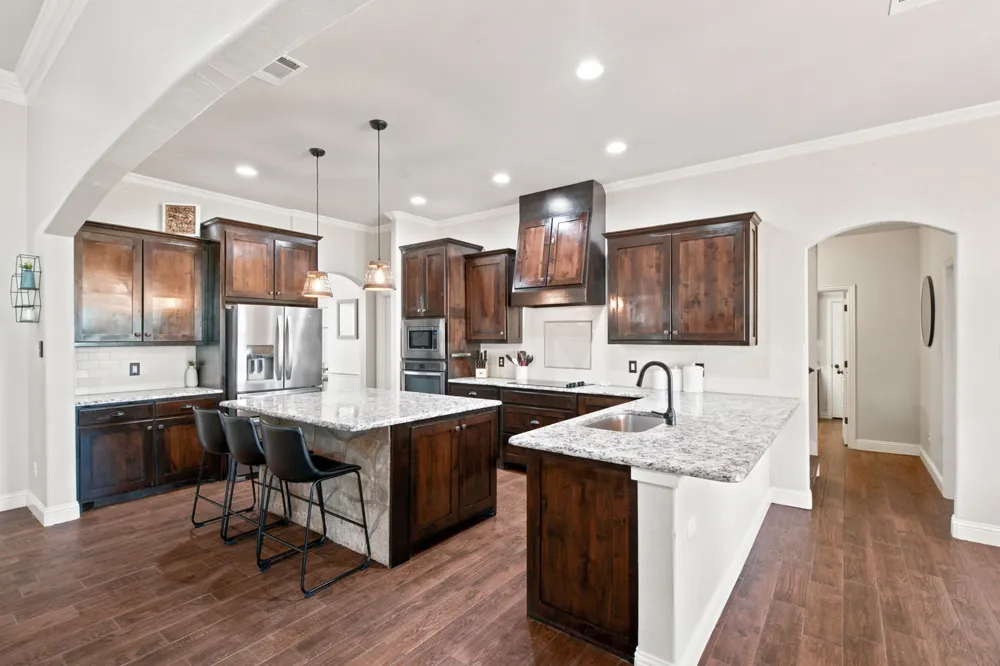 102 Brock Court Millsap, TX 76066