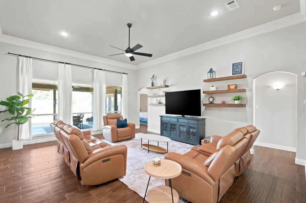 102 Brock Court Millsap, TX 76066