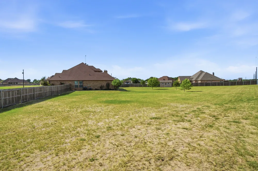 102 Brock Court Millsap, TX 76066