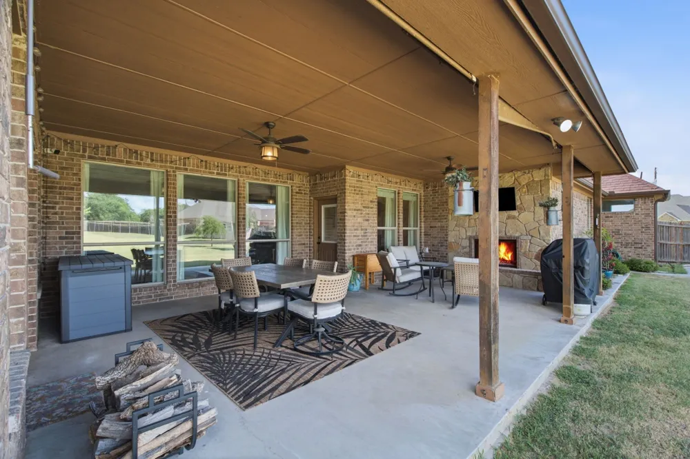 102 Brock Court Millsap, TX 76066