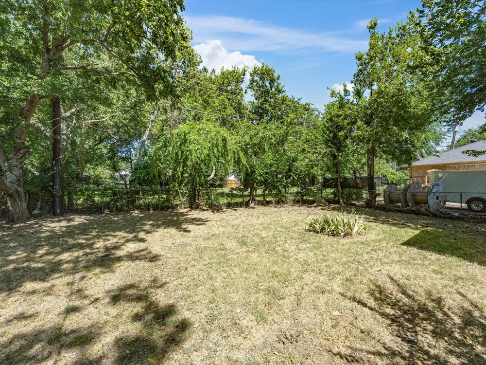 1314 Bennett Drive Arlington, TX 76013