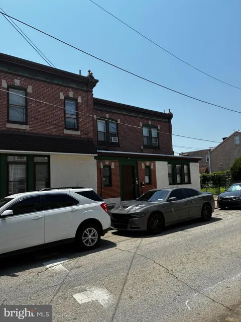 2728 ASH STREET