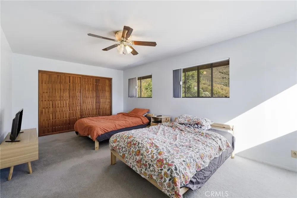 38735 San Francisquito Canyon Road Green Valley, CA 91390