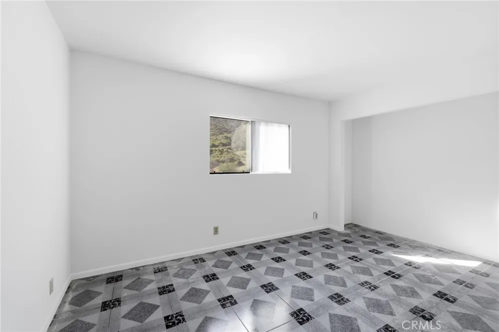 38735 San Francisquito Canyon Road Green Valley, CA 91390