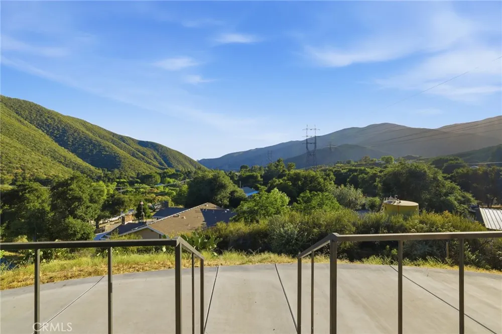 38735 San Francisquito Canyon Road Green Valley, CA 91390