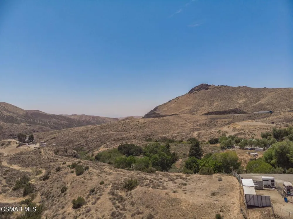 Big Springs Road Road Agua Dulce, CA 91350