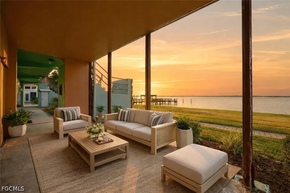 E Riverside Drive #31C Fort Myers, FL 33916