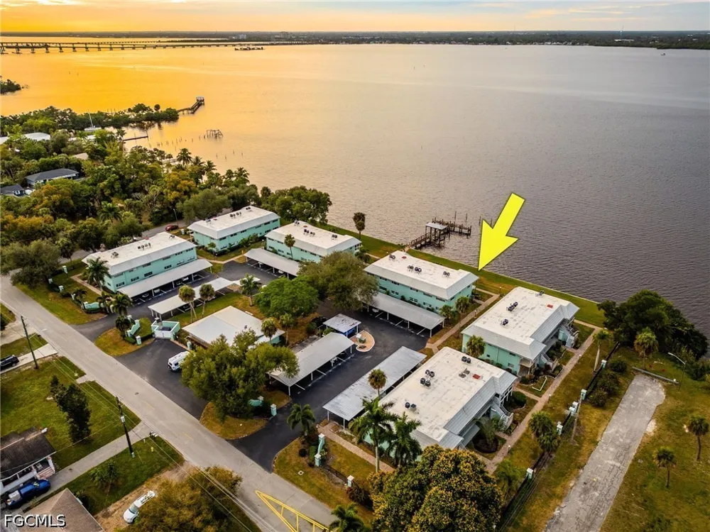 E Riverside Drive #31C Fort Myers, FL 33916