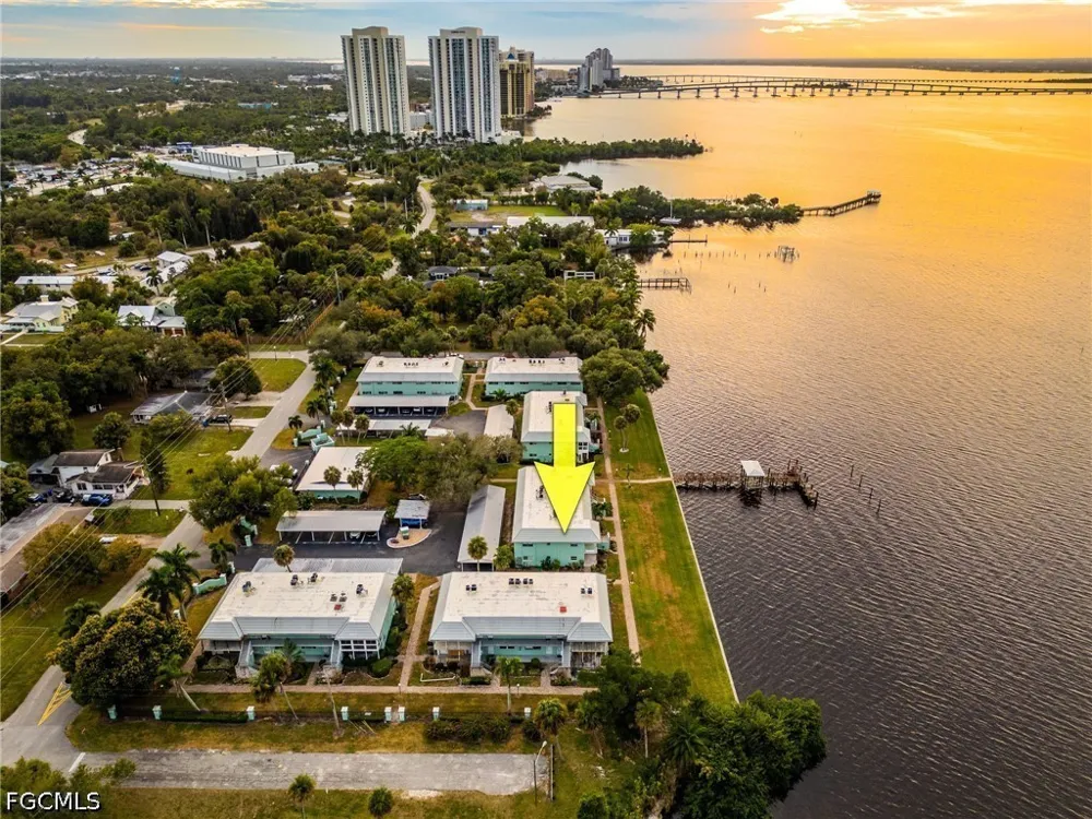 E Riverside Drive #31C Fort Myers, FL 33916