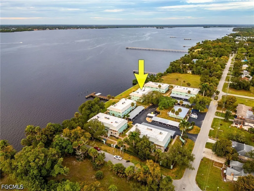 E Riverside Drive #31C Fort Myers, FL 33916