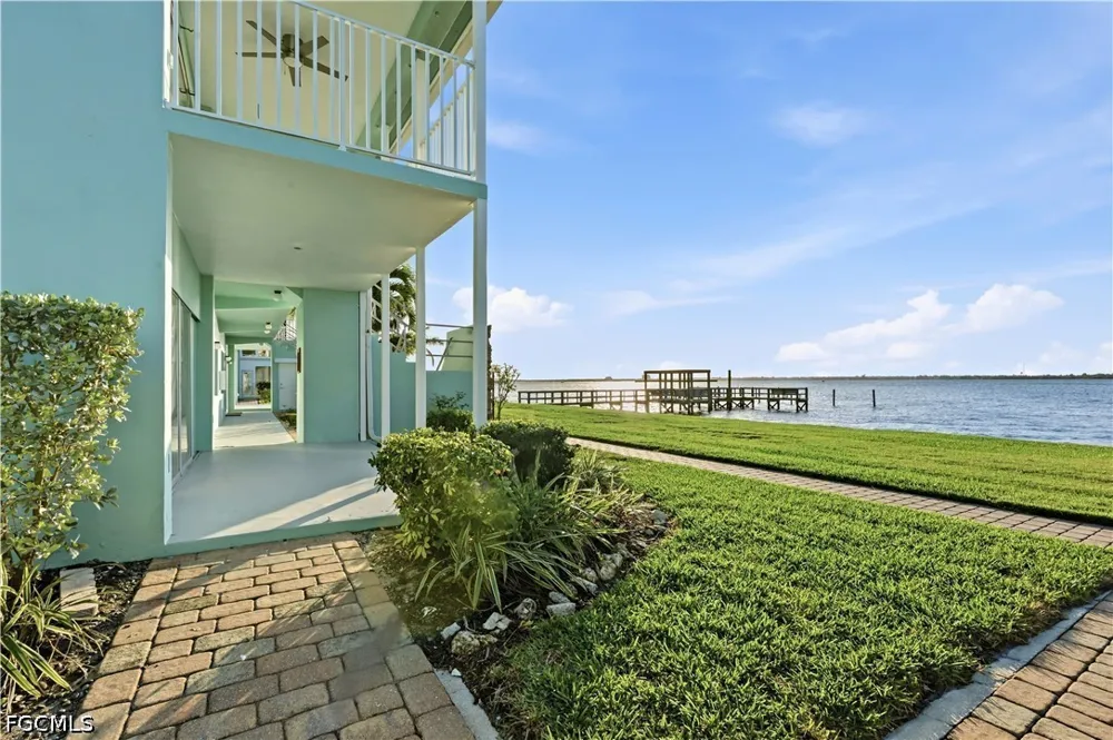 E Riverside Drive #31C Fort Myers, FL 33916