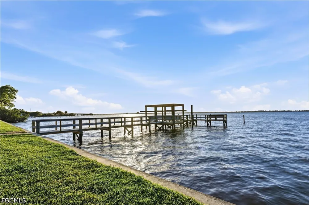 E Riverside Drive #31C Fort Myers, FL 33916