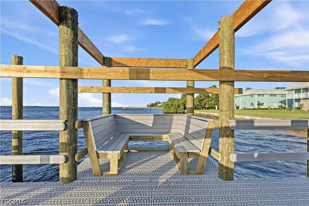 E Riverside Drive #31C Fort Myers, FL 33916
