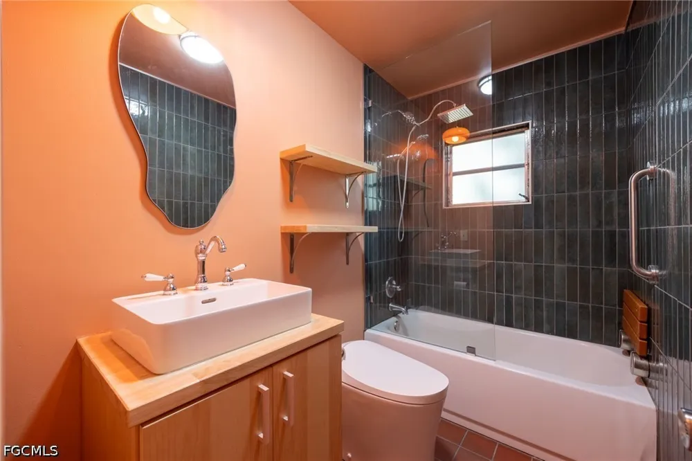E Riverside Drive #31C Fort Myers, FL 33916