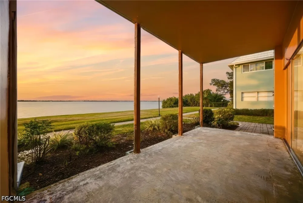 E Riverside Drive #31C Fort Myers, FL 33916