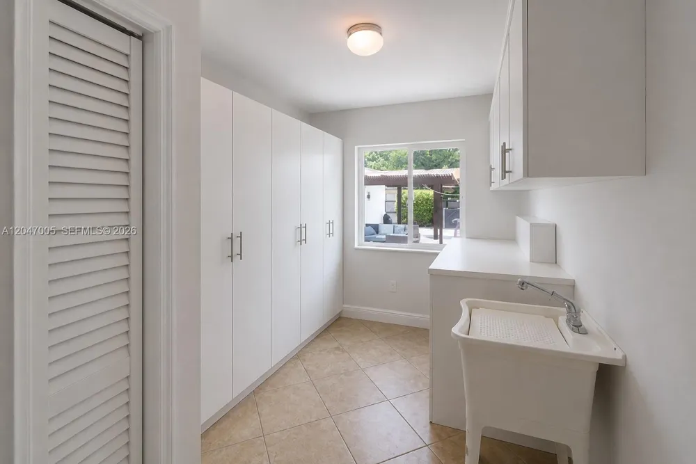 41 NW 109th St Miami Shores, FL 33168