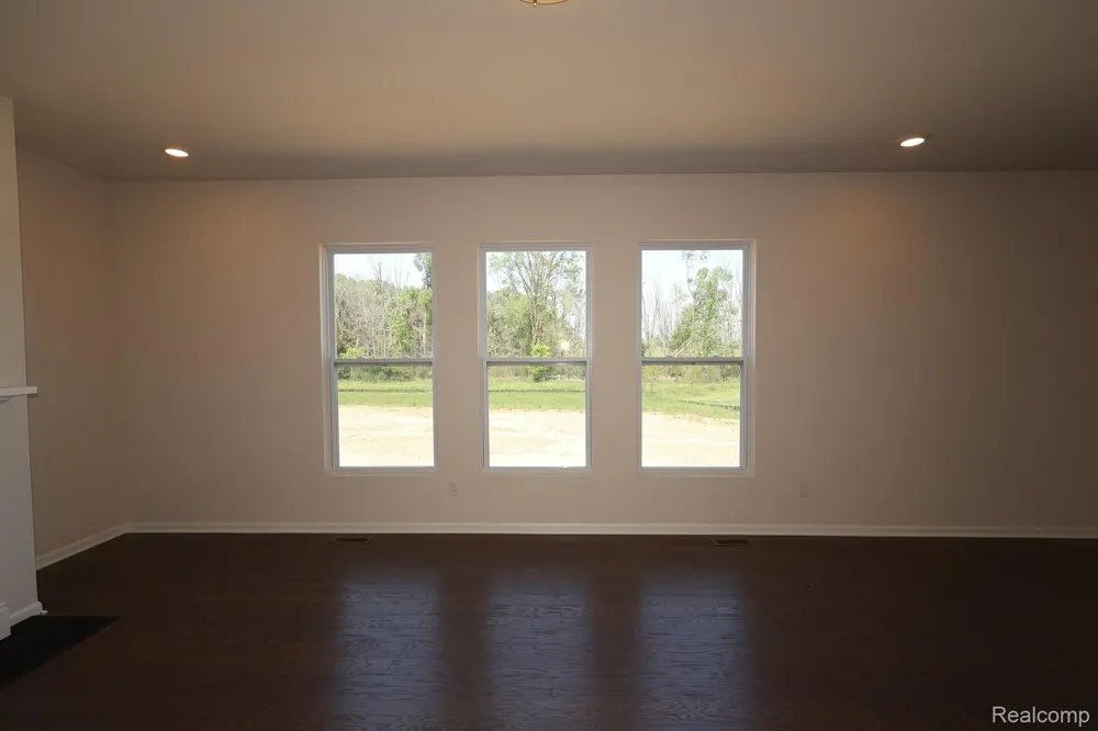 27117 Silo Drive Saline City, MI 48176