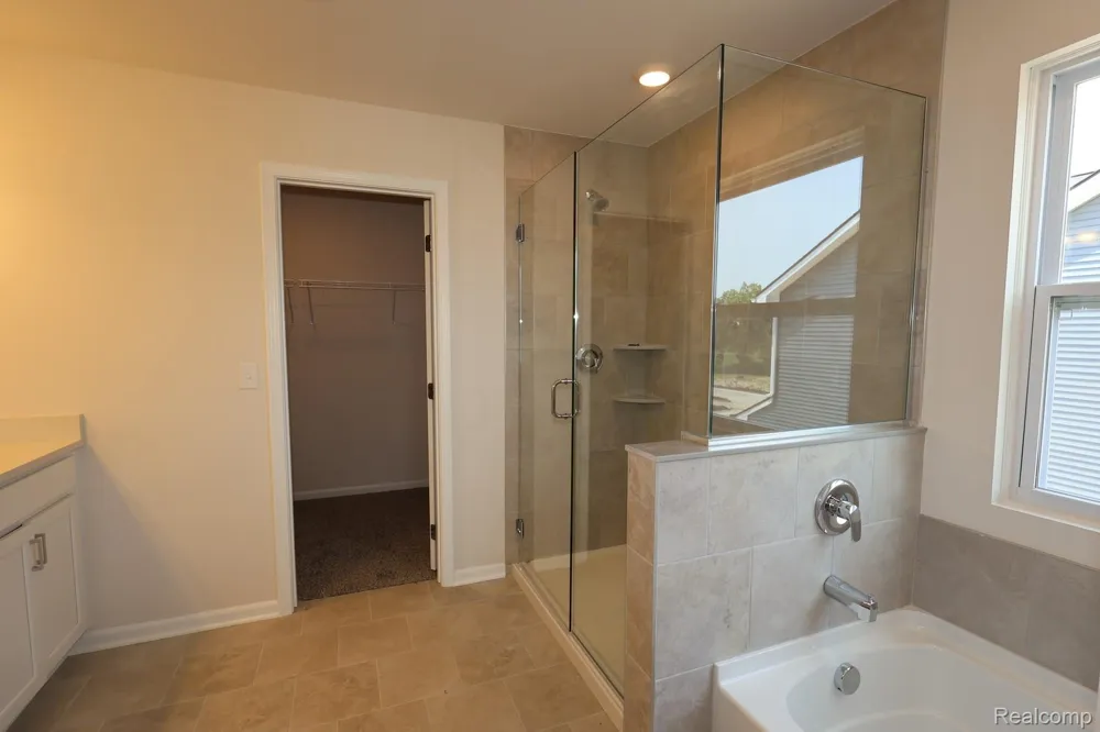 27117 Silo Drive Saline City, MI 48176