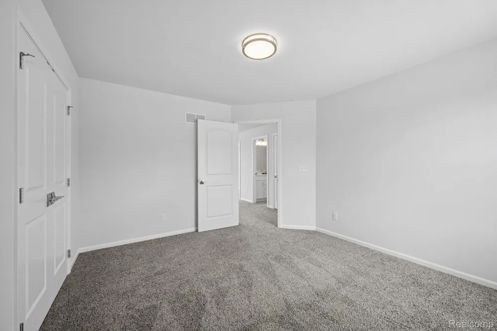 27117 Silo Drive Saline City, MI 48176