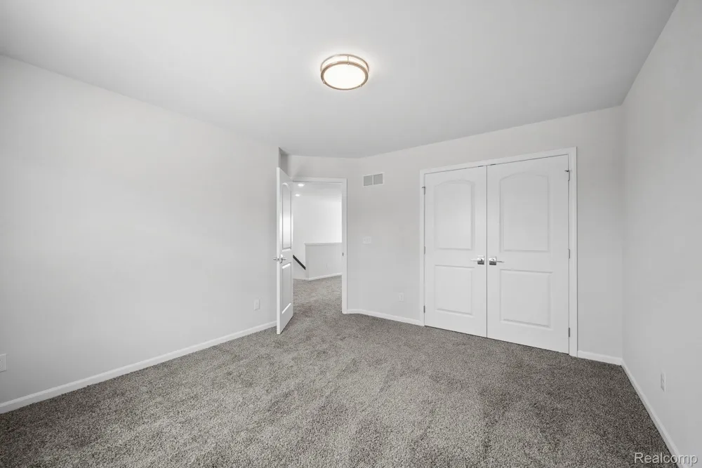 27117 Silo Drive Saline City, MI 48176