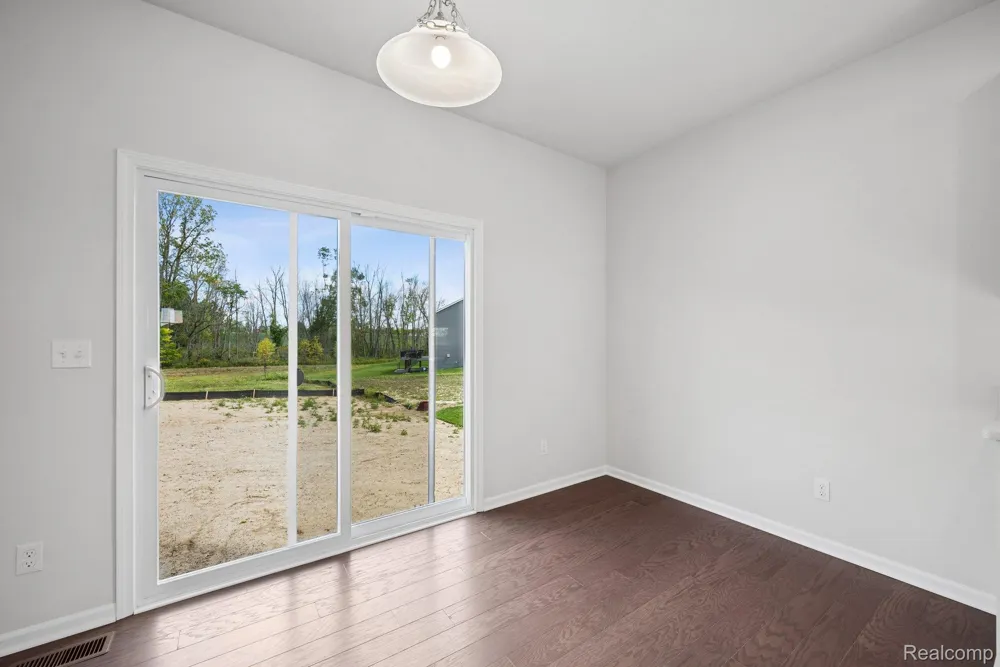 27117 Silo Drive Saline City, MI 48176