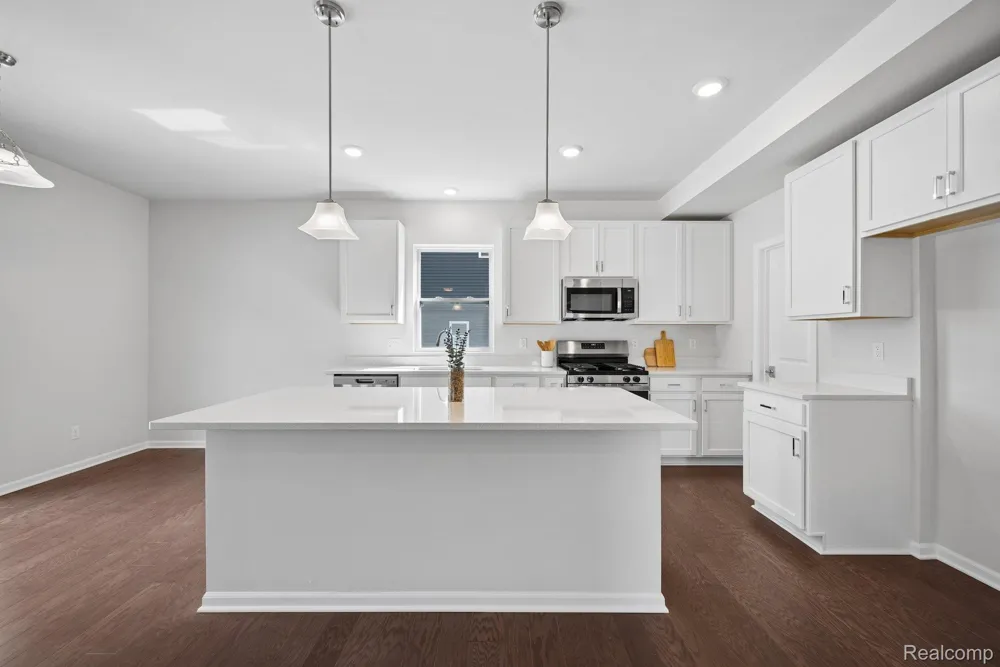 27117 Silo Drive Saline City, MI 48176