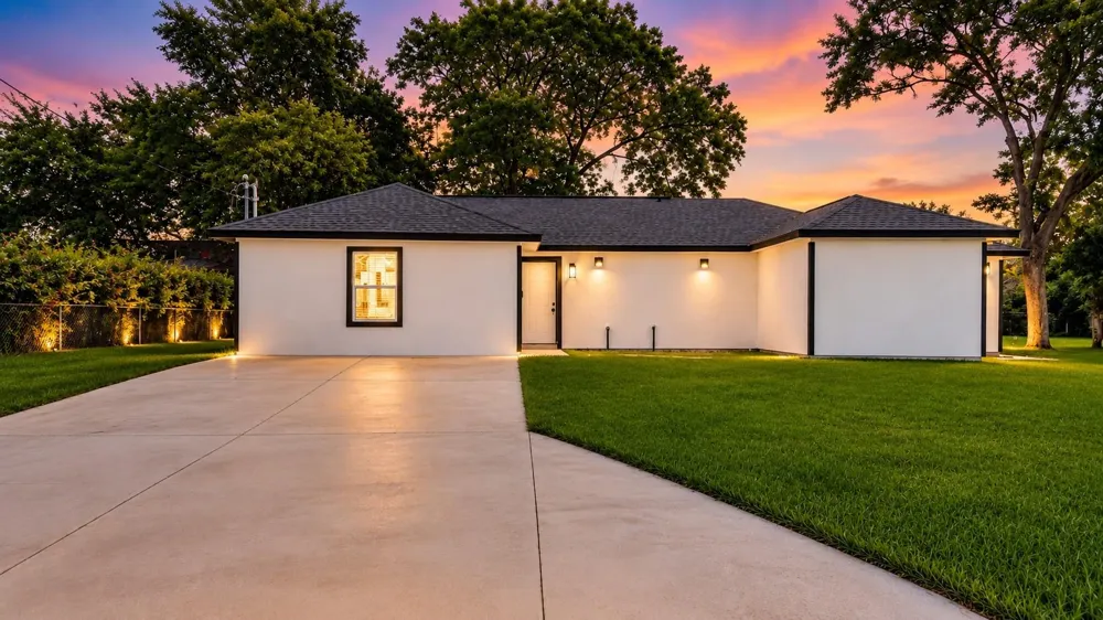 1206 Pinewood Lane Pasadena, TX 77502