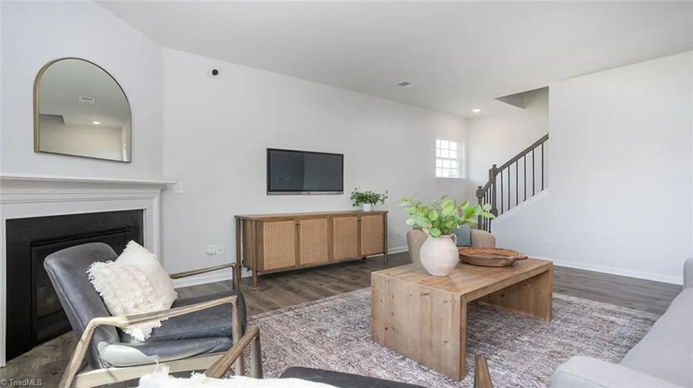 208 Hungerford Boulevard Jamestown, NC 27282