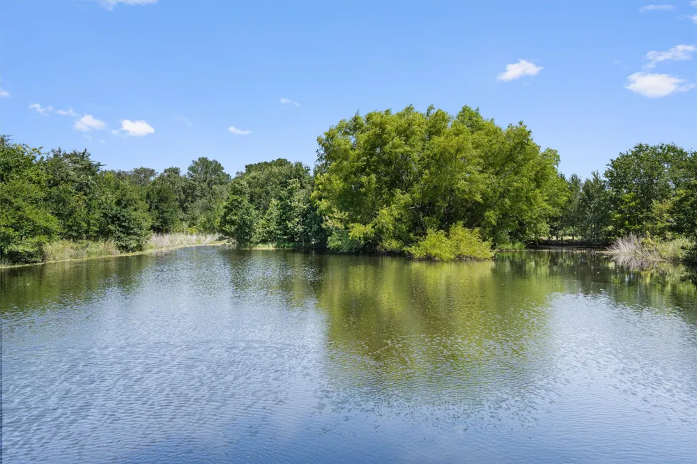 1172 County Road 418 Thorndale, TX 76577