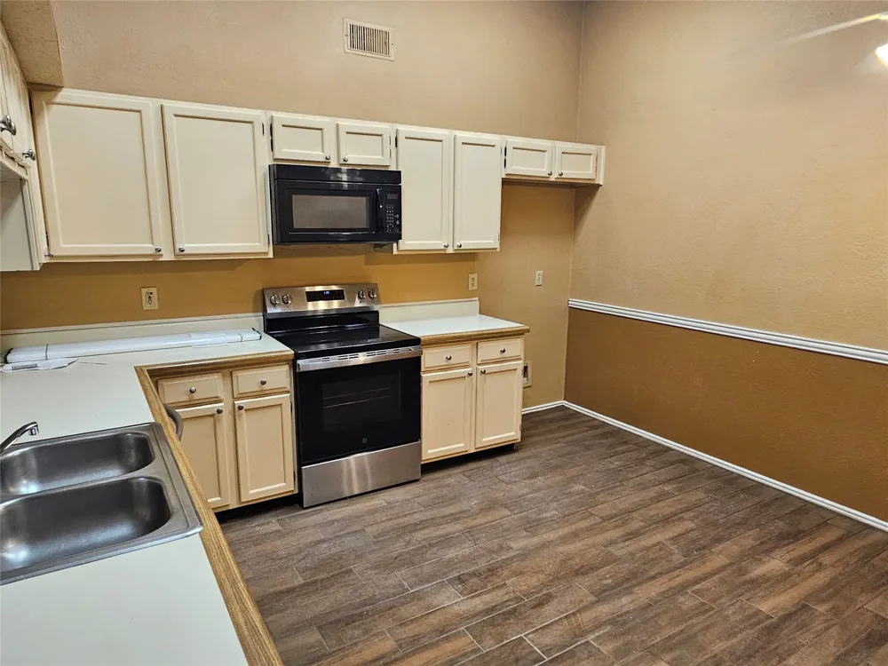 245 Willingham Drive Coppell, TX 75019
