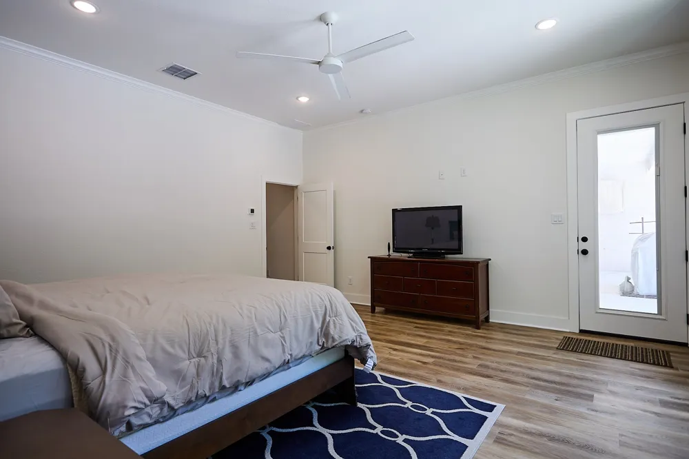 358 Glade Valley Road Azle, TX 76020