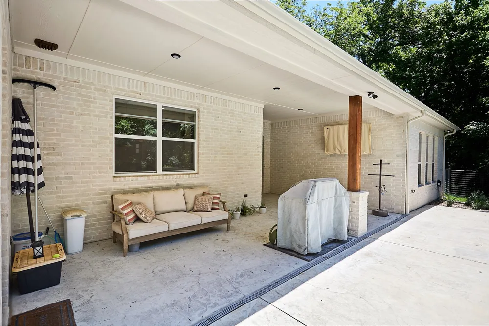 358 Glade Valley Road Azle, TX 76020