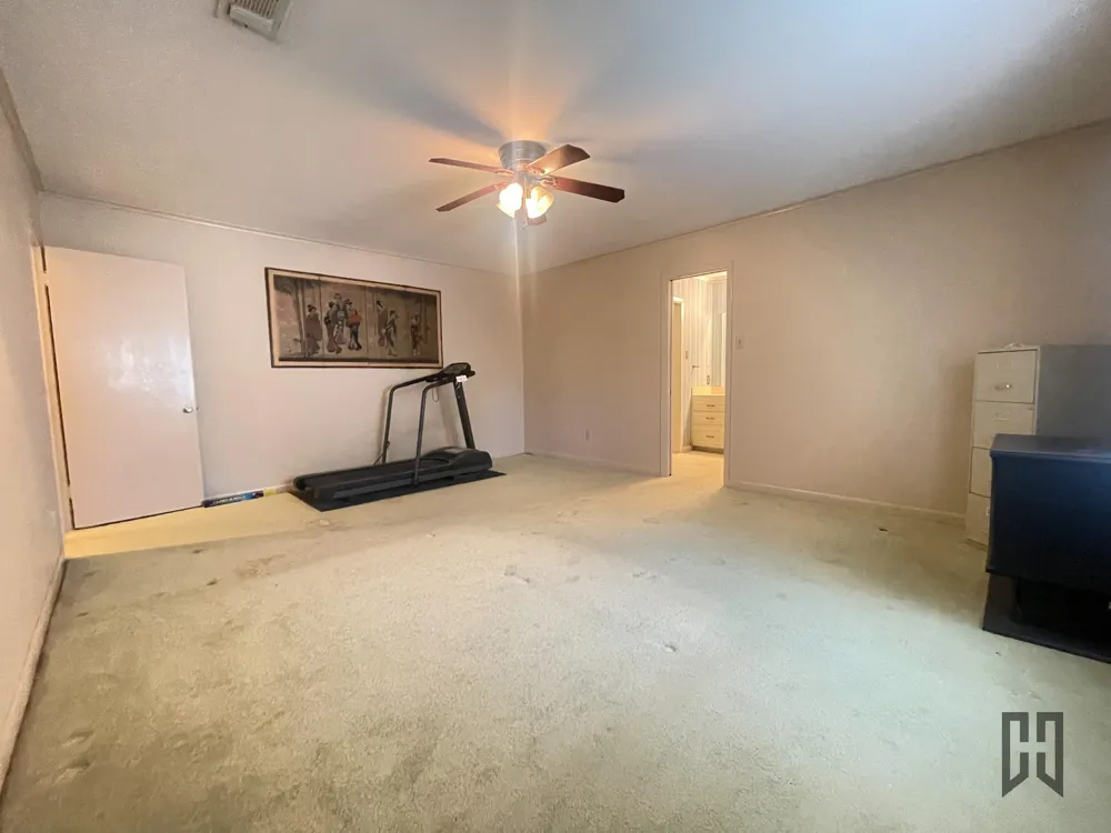 1100 Louisiana Avenue Minden, LA 71055