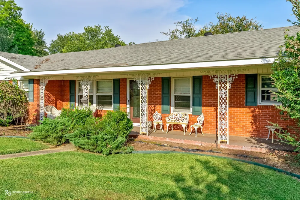 1100 Louisiana Avenue Minden, LA 71055