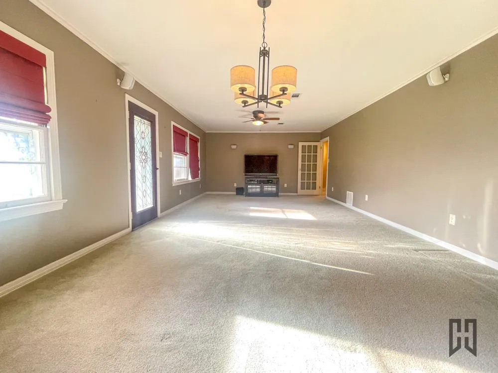 1100 Louisiana Avenue Minden, LA 71055