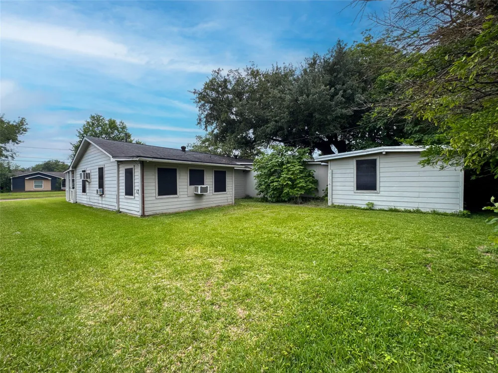 201 W 5th Street Deer Park, TX 77536