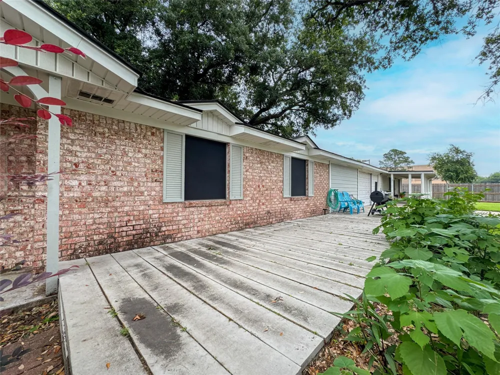 201 W 5th Street Deer Park, TX 77536