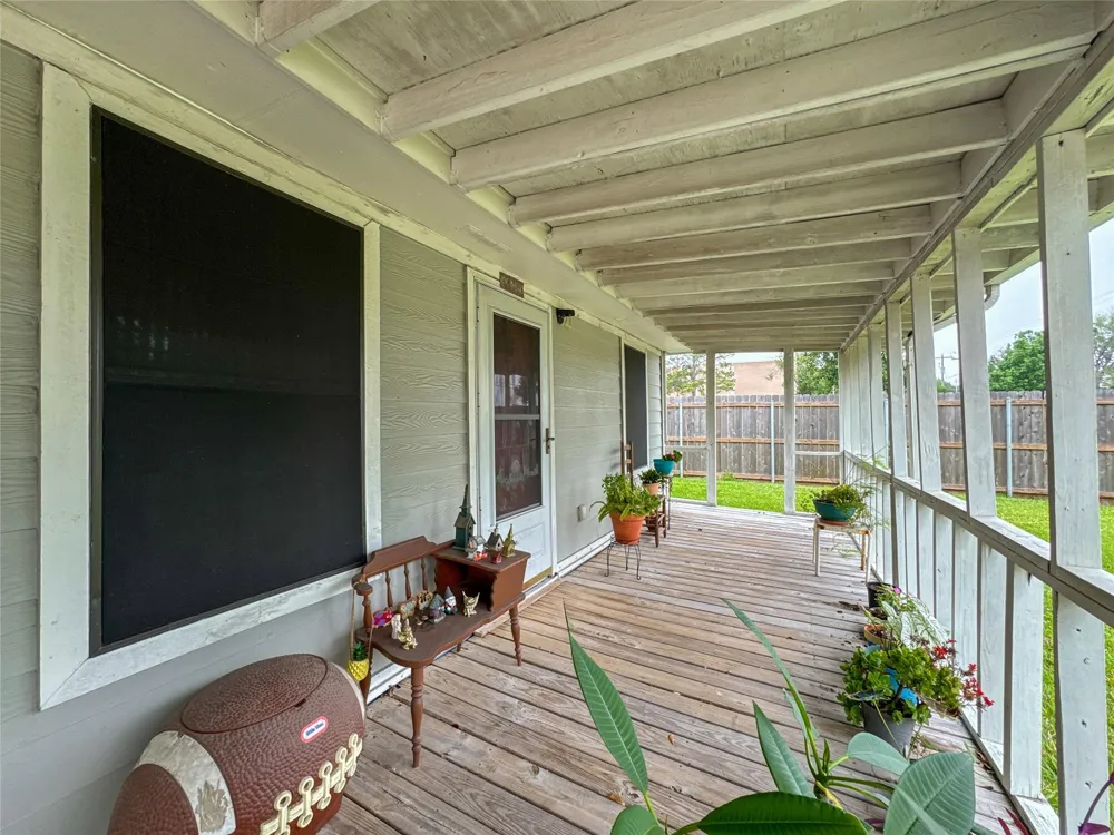 201 W 5th Street Deer Park, TX 77536
