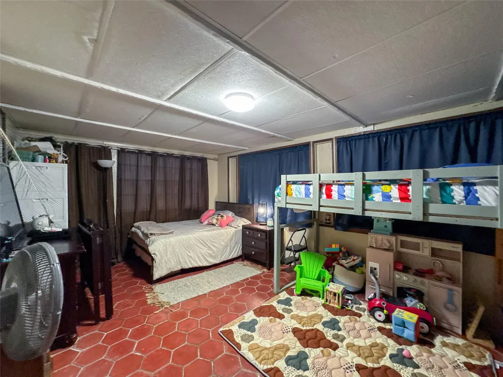 201 W 5th Street Deer Park, TX 77536