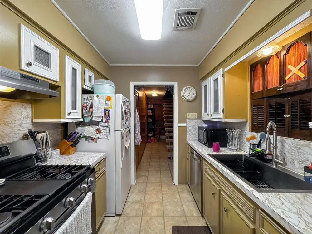 201 W 5th Street Deer Park, TX 77536