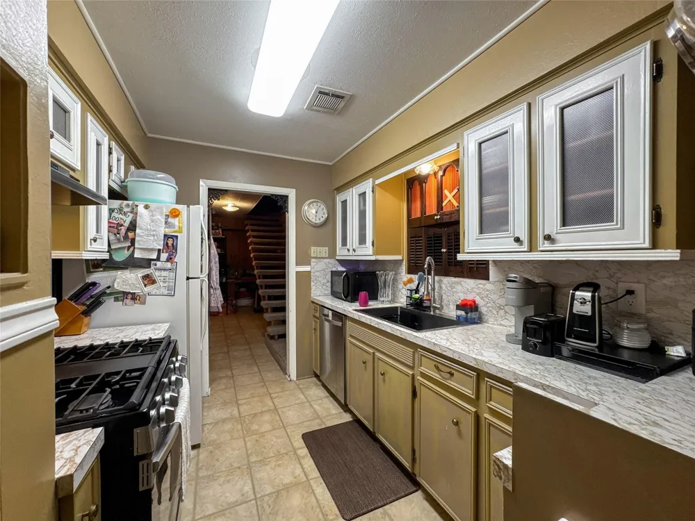 201 W 5th Street Deer Park, TX 77536