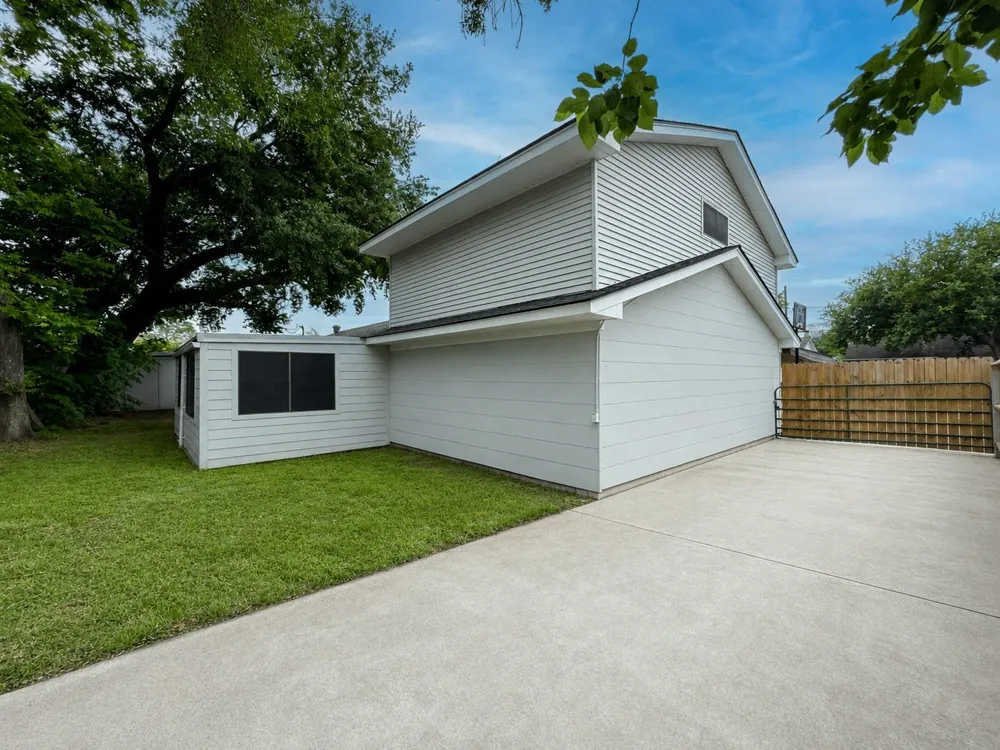 201 W 5th Street Deer Park, TX 77536