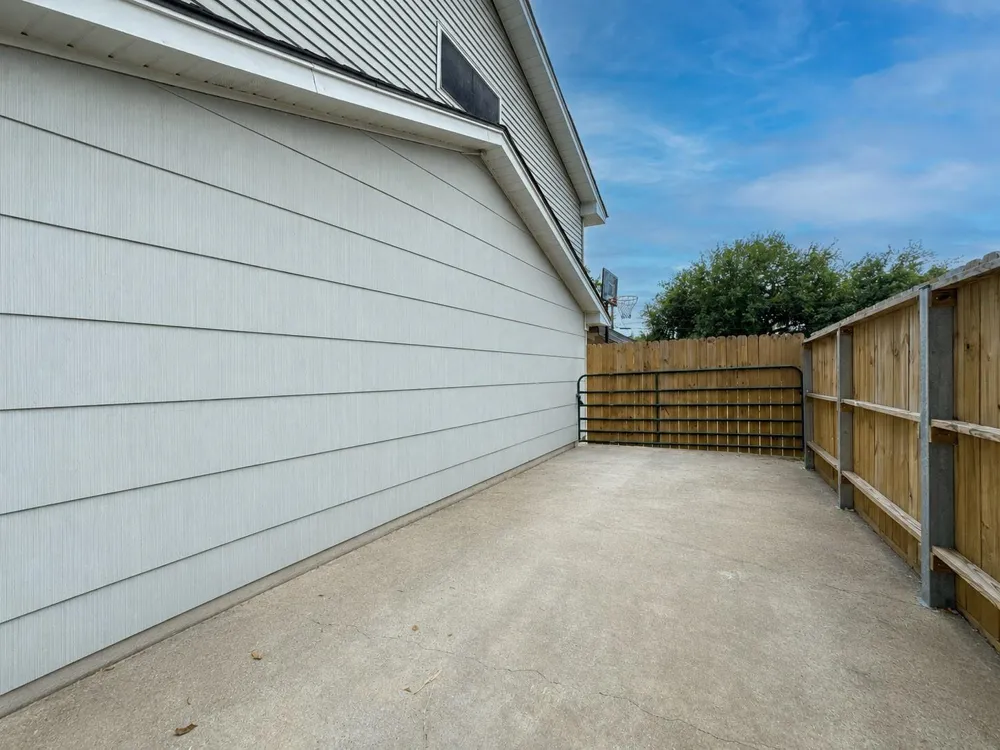 201 W 5th Street Deer Park, TX 77536